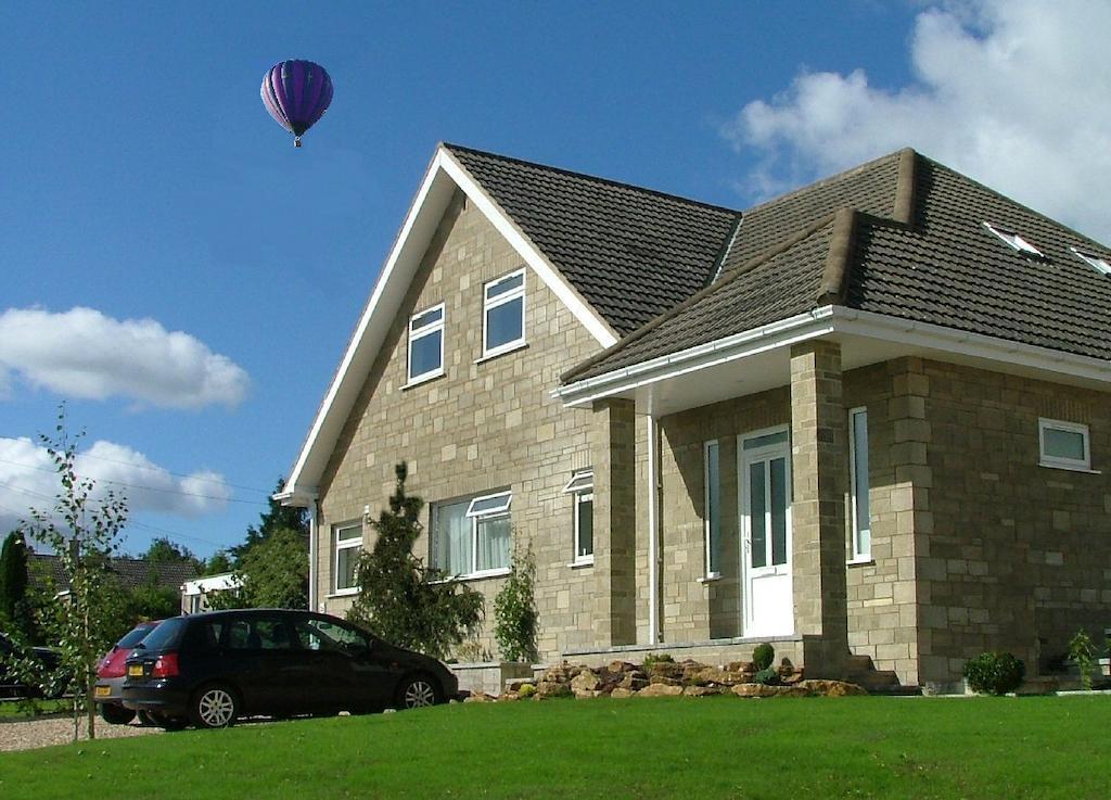 Mead Lodge B&B Corsham Luaran gambar