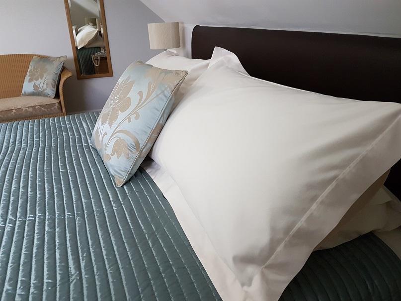 Mead Lodge B&B Corsham Bilik gambar